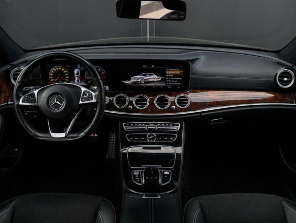 Mercedes-Benz E-Класс V (W213 S213 C238) с пробегом 2017 года, цена 3 570 000 рублей, 77294 км, седан, Автокод Объявления