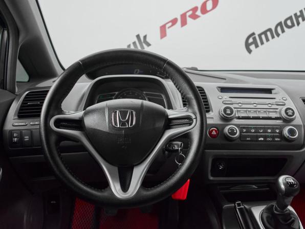 Honda Civic VIII с пробегом 2007 года, цена 730 000 рублей, 207960 км, седан, Автокод Объявления