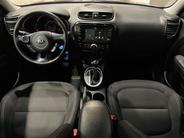 Kia Soul II Рестайлинг с пробегом 2018 года, цена 1 650 000 рублей, 81155 км, хэтчбек, Автокод Объявления