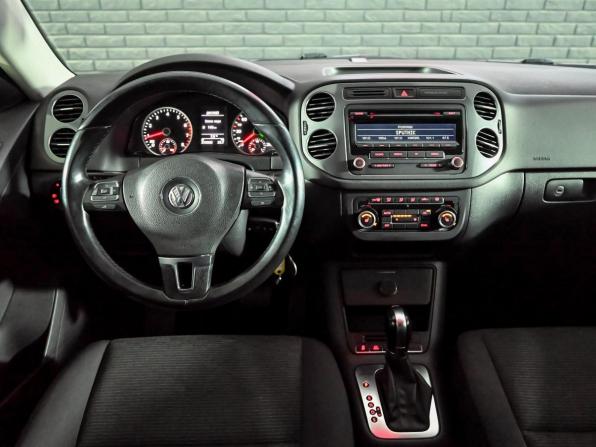 Volkswagen Tiguan I Рестайлинг с пробегом 2011 года, цена 1 299 000 рублей, 213328 км, внедорожник, Автокод Объявления