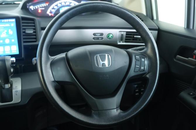 Honda Freed I Рестайлинг с пробегом 2012 года, цена 1 159 000 рублей, 152000 км, компактвэн, Автокод Объявления