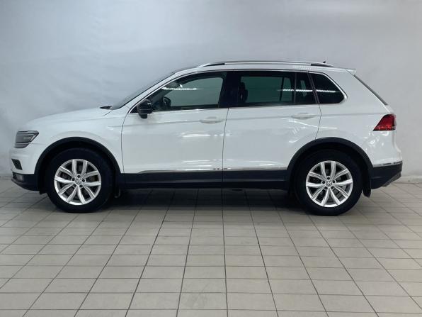 Volkswagen Tiguan II с пробегом 2018 года, цена 2 149 000 рублей, 221876 км, внедорожник, Автокод Объявления