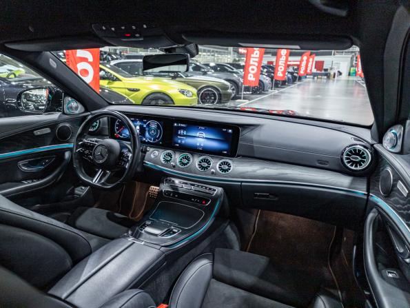 Mercedes-Benz E-Класс V (W213 S213 C238) Рестайлинг с пробегом 2021 года, цена 3 999 700 рублей, 86137 км, седан, Автокод Объявления