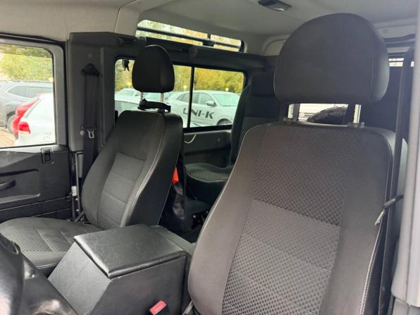 Land Rover Defender I Рестайлинг с пробегом 2012 года, цена 4 400 000 рублей, 56921 км, внедорожник, Автокод Объявления