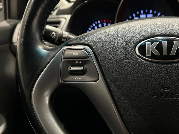 Kia Rio III Рестайлинг с пробегом 2016 года, цена 1 149 000 рублей, 108013 км, седан, Автокод Объявления