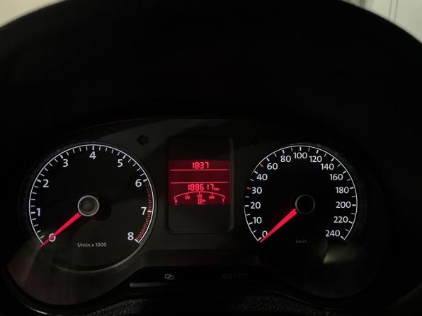 Volkswagen Polo V с пробегом 2011 года, цена 650 000 рублей, 188620 км, седан, Автокод Объявления
