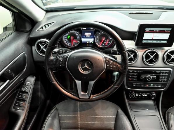 Mercedes-Benz GLA I (X156) с пробегом 2015 года, цена 1 615 000 рублей, 206534 км, внедорожник, Автокод Объявления