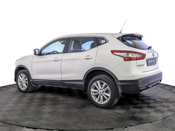 Nissan Qashqai II с пробегом 2015 года, цена 1 300 000 рублей, 172094 км, внедорожник, Автокод Объявления