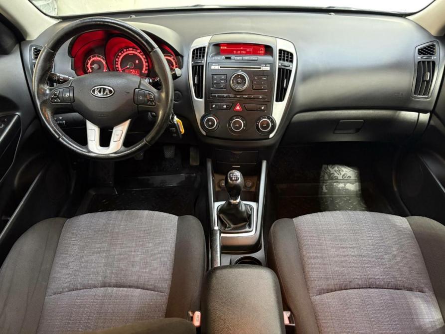Kia Ceed I Рестайлинг Санкт-Петербург  - изображение 6
