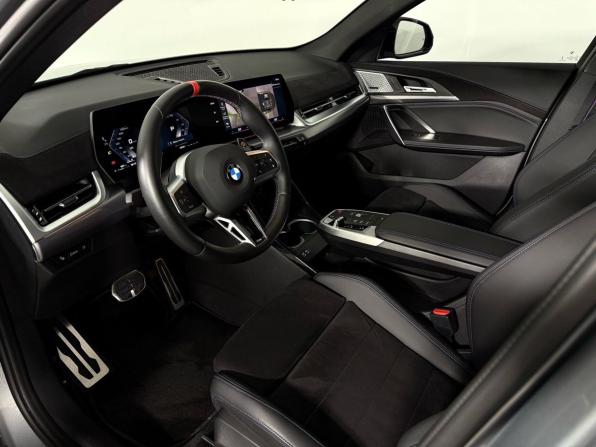 BMW X2 II (U10) с пробегом 2024 года, цена 6 300 000 рублей, 899 км, внедорожник, Автокод Объявления
