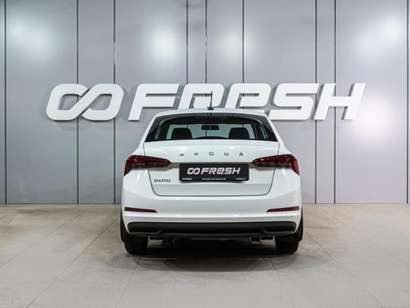 Skoda Rapid II с пробегом 2020 года, цена 1 349 000 рублей, 203501 км, лифтбек, Автокод Объявления