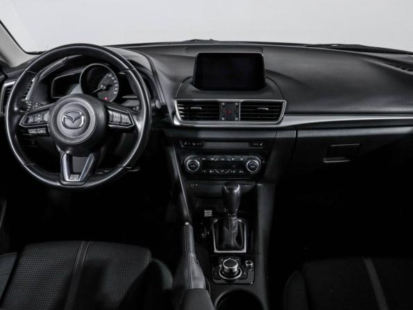 Mazda 3 III (BM) Рестайлинг с пробегом 2017 года, цена 1 690 000 рублей, 84008 км, седан, Автокод Объявления