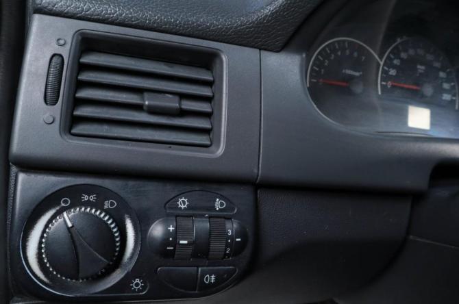 Lada (ВАЗ) Priora I с пробегом 2013 года, цена 329 000 рублей, 296000 км, хэтчбек, Автокод Объявления