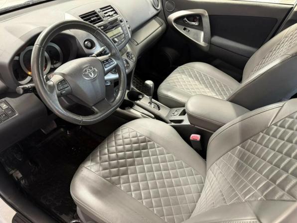 Toyota RAV4 IV (XA40) с пробегом 2012 года, цена 1 820 000 рублей, 113102 км, внедорожник, Автокод Объявления