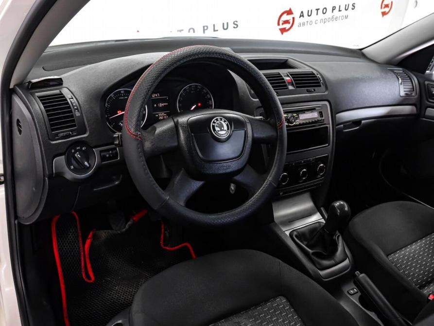 Skoda Octavia II (A5) Рестайлинг Минеральные Воды  - изображение 9