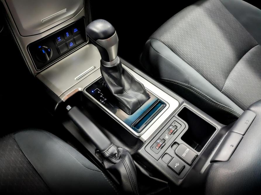 Toyota Land Cruiser Prado 150 Series Рестайлинг 3 Санкт-Петербург  - изображение 29