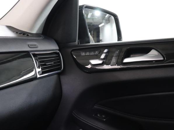 Mercedes-Benz GLS I (X166) с пробегом 2018 года, цена 5 199 000 рублей, 122638 км, внедорожник, Автокод Объявления
