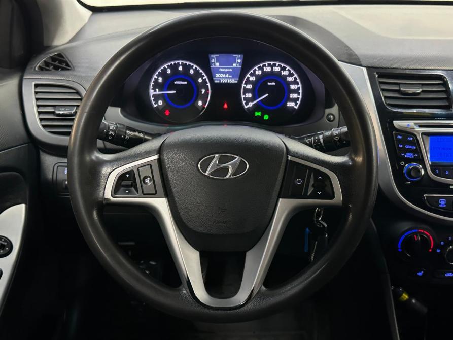 Hyundai Solaris I Санкт-Петербург  - изображение 11