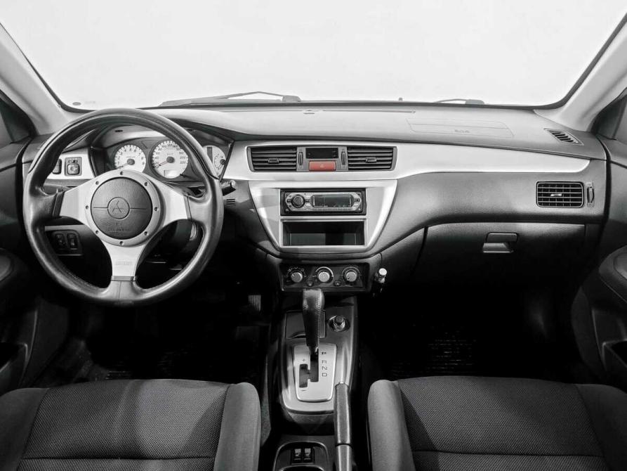 Mitsubishi Lancer IX Рестайлинг Москва  - изображение 5