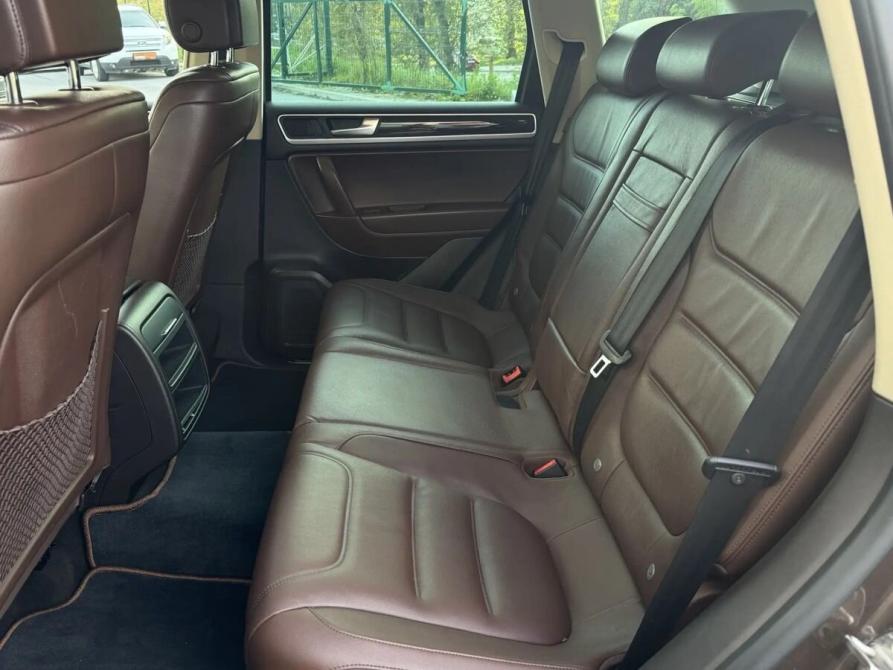 Volkswagen Touareg II Рестайлинг Екатеринбург  - изображение 30