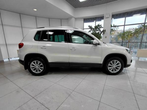 Volkswagen Tiguan I Рестайлинг с пробегом 2012 года, цена 965 000 рублей, 264047 км, внедорожник, Автокод Объявления