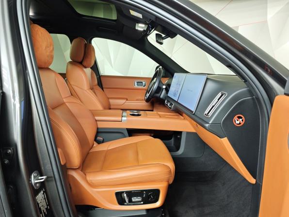 Li Auto (Lixiang) L9 I с пробегом 2024 года, цена 6 100 000 рублей, 73522 км, внедорожник, Автокод Объявления