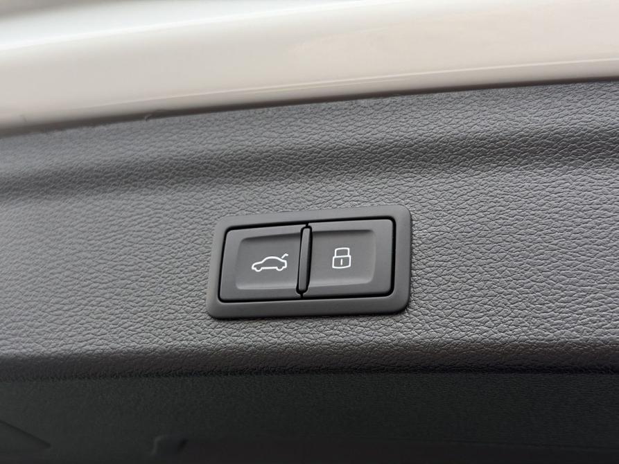 Audi Q3 II (F3) Казань  - изображение 36