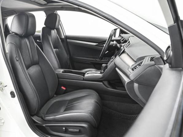 Honda Civic X с пробегом 2018 года, цена 1 879 000 рублей, 105483 км, седан, Автокод Объявления