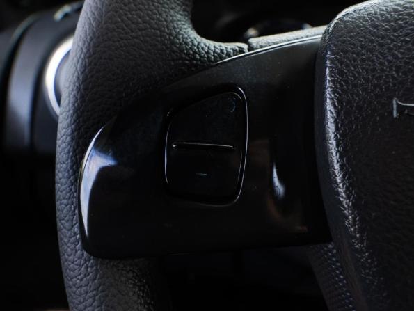 Renault Sandero II с пробегом 2015 года, цена 847 500 рублей, 197372 км, хэтчбек, Автокод Объявления