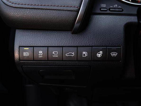 Toyota Camry VIII (XV70) с пробегом 2018 года, цена 3 190 000 рублей, 111987 км, седан, Автокод Объявления