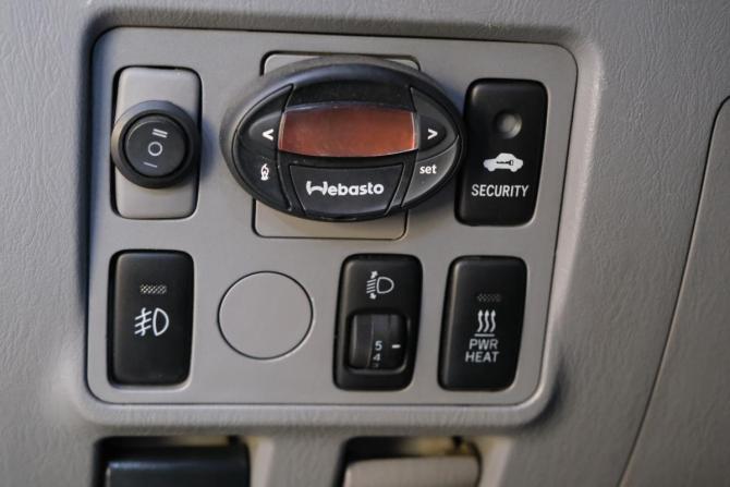 Toyota Hilux VII с пробегом 2010 года, цена 2 049 000 рублей, 240000 км, offers.body_type.unknown, Автокод Объявления