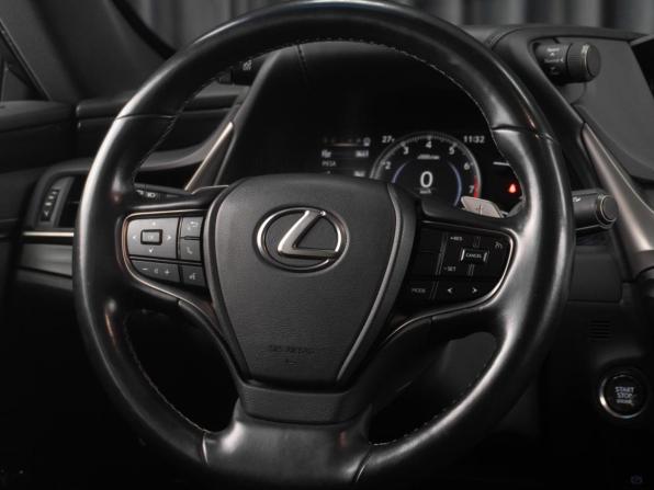 Lexus ES VII с пробегом 2021 года, цена 3 899 000 рублей, 125419 км, седан, Автокод Объявления