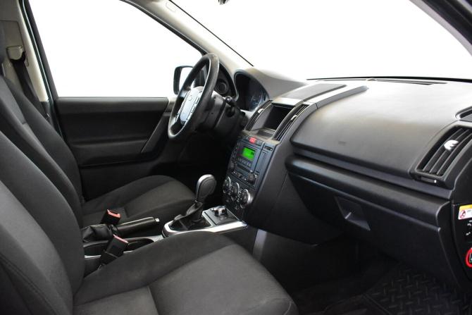 Land Rover Freelander II Рестайлинг с пробегом 2011 года, цена 1 190 000 рублей, 223338 км, внедорожник, Автокод Объявления