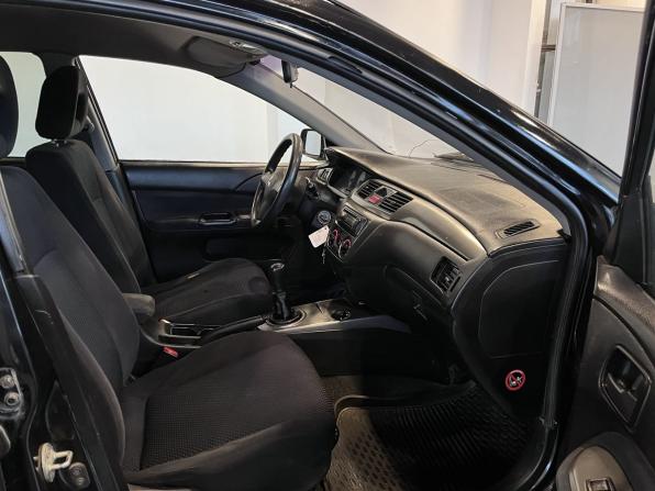 Mitsubishi Lancer IX с пробегом 2006 года, цена 250 000 рублей, 323216 км, седан, Автокод Объявления