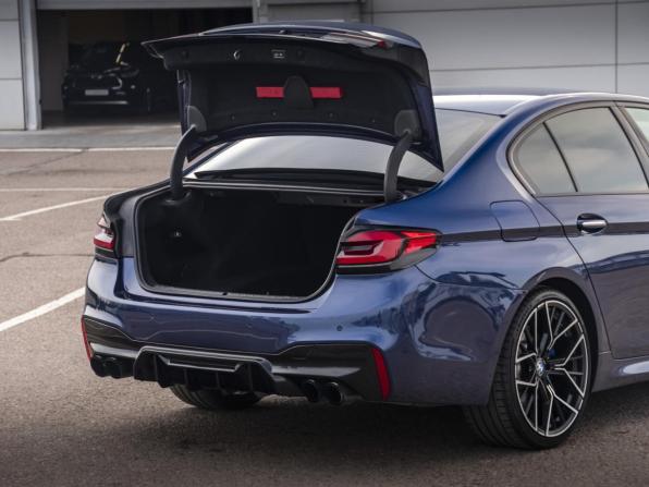 BMW 5 серии VII (G30/G31/G38) с пробегом 2017 года, цена 3 761 010 рублей, 179153 км, седан, Автокод Объявления
