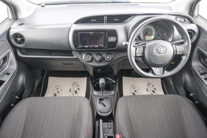 Toyota Vitz III (XP130) Рестайлинг 2 с пробегом 2019 года, цена 949 000 рублей, 102250 км, хэтчбек, Автокод Объявления