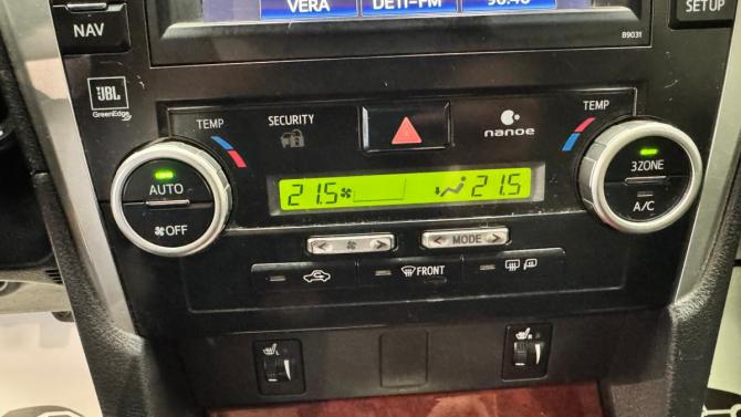 Toyota Camry VII (XV50) с пробегом 2012 года, цена 1 345 000 рублей, 259213 км, седан, Автокод Объявления