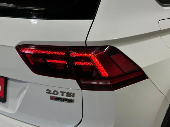 Volkswagen Tiguan II с пробегом 2017 года, цена 2 685 000 рублей, 107108 км, внедорожник, Автокод Объявления