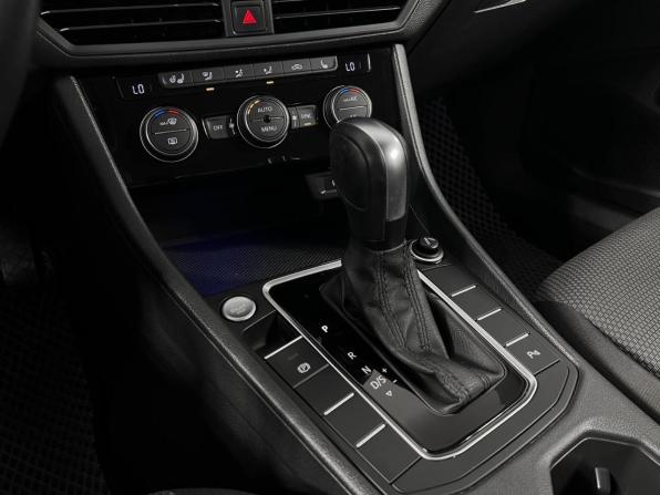 Volkswagen Jetta VII с пробегом 2020 года, цена 1 895 200 рублей, 152315 км, седан, Автокод Объявления