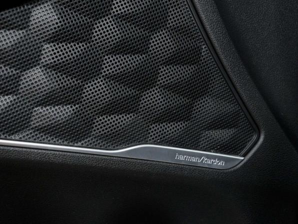 Hyundai Santa Fe IV Рестайлинг с пробегом 2022 года, цена 3 998 000 рублей, 91948 км, внедорожник, Автокод Объявления
