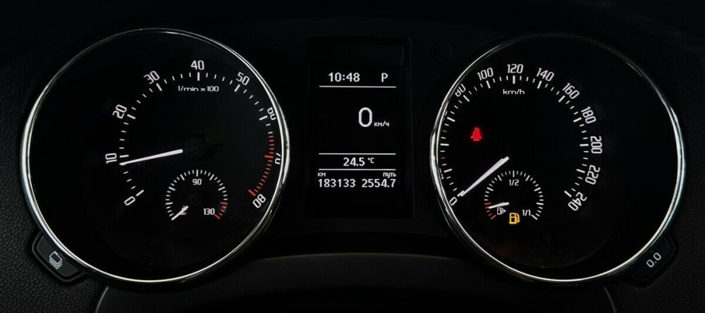 Skoda Yeti I Рестайлинг Москва  - изображение 6