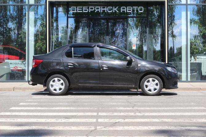 Renault Logan II Рестайлинг с пробегом 2018 года, цена 910 000 рублей, 103008 км, седан, Автокод Объявления