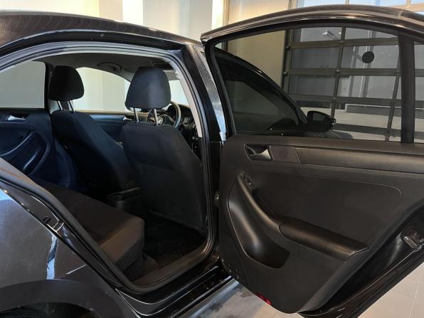 Volkswagen Jetta VI с пробегом 2013 года, цена 890 000 рублей, 257948 км, седан, Автокод Объявления