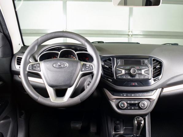 Lada (ВАЗ) Vesta I с пробегом 2018 года, цена 859 999 рублей, 130392 км, универсал, Автокод Объявления