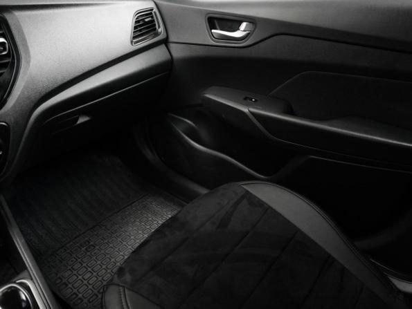 Hyundai Solaris II Рестайлинг с пробегом 2021 года, цена 1 629 000 рублей, 104600 км, седан, Автокод Объявления