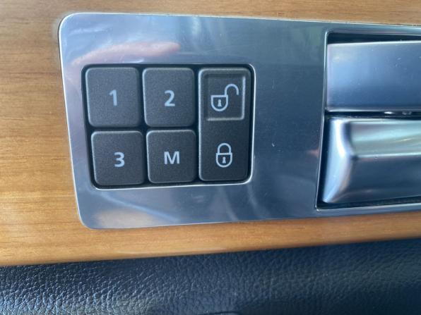 Land Rover Discovery IV с пробегом 2012 года, цена 1 525 000 рублей, 268333 км, внедорожник, Автокод Объявления