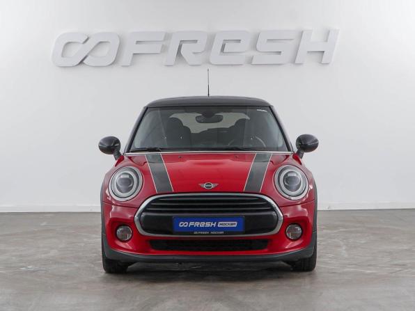 Mini Hatch III (F55/F56) Рестайлинг с пробегом 2018 года, цена 2 077 077 рублей, 99528 км, хэтчбек, Автокод Объявления