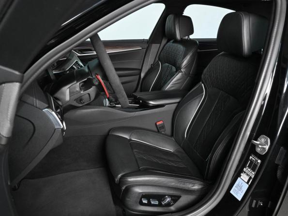 BMW 5 серии VII (G30/G31/G38) Рестайлинг с пробегом 2021 года, цена 4 999 000 рублей, 150100 км, седан, Автокод Объявления