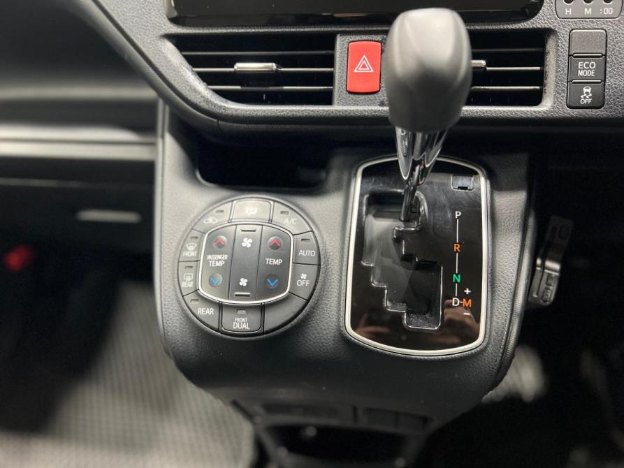 Toyota Noah III (R80) Рестайлинг Кемерово  - изображение 10