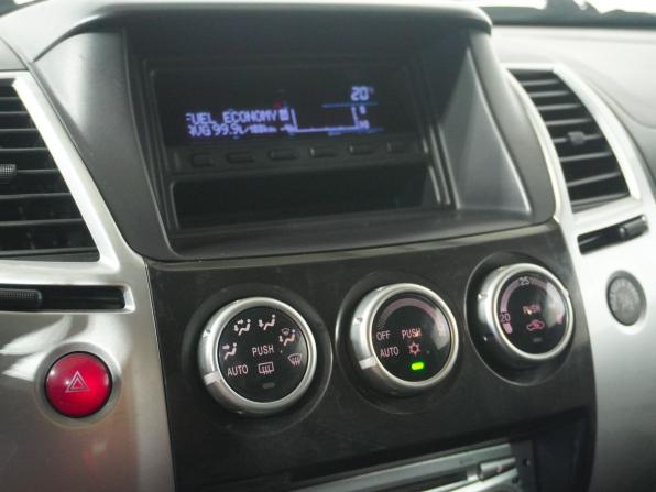 Mitsubishi Pajero Sport II Рестайлинг с пробегом 2014 года, цена 1 568 000 рублей, 298803 км, внедорожник, Автокод Объявления